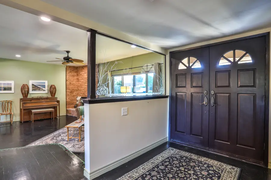 846 W 10th Street, Claremont, CA 91711 - #3
