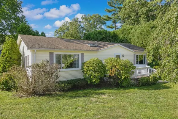 18 Birch St, Rockland, MA 02370 - #2