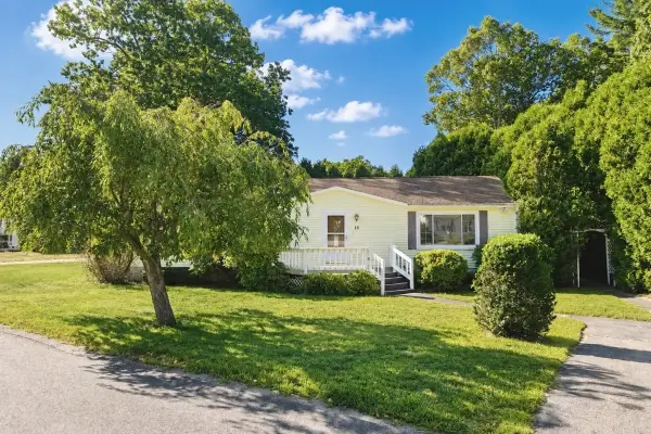 18 Birch St, Rockland, MA 02370 - #3