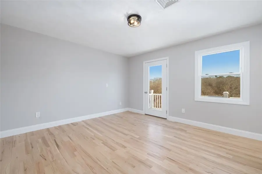 36 Kinnicutt Ave, Warren, RI 02885 - #3