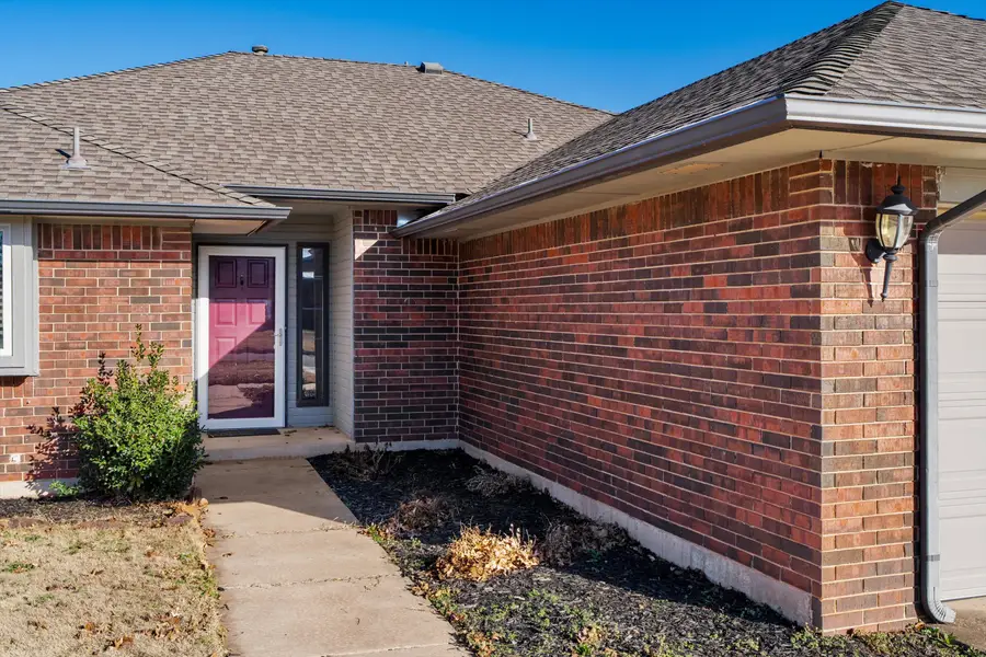 11516 Walters Avenue, Oklahoma City, OK 73162 - #2