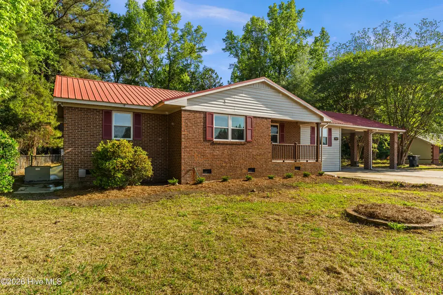 11073 Sam Potts Highway, Lake Waccamaw, NC 28450 - #2