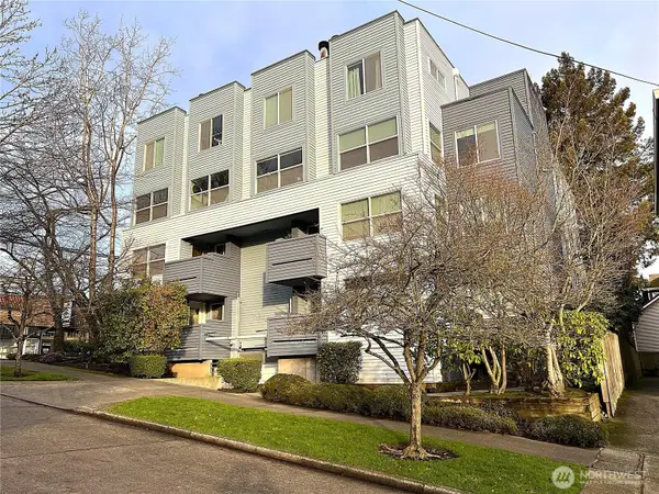 7600 Greenwood Avenue N #206, Seattle, WA 98103