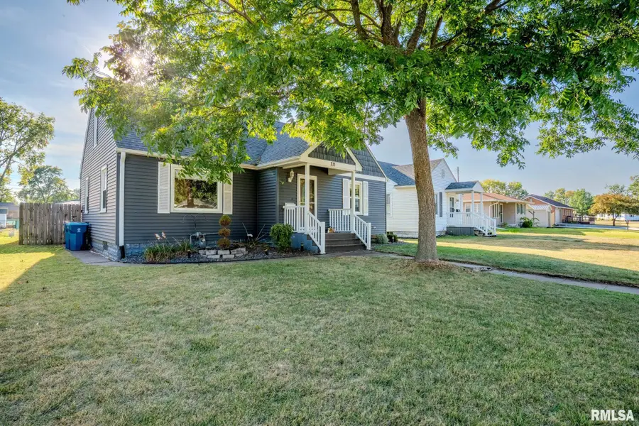 711 3rd Avenue, Camanche, IA 52730 - Image #2