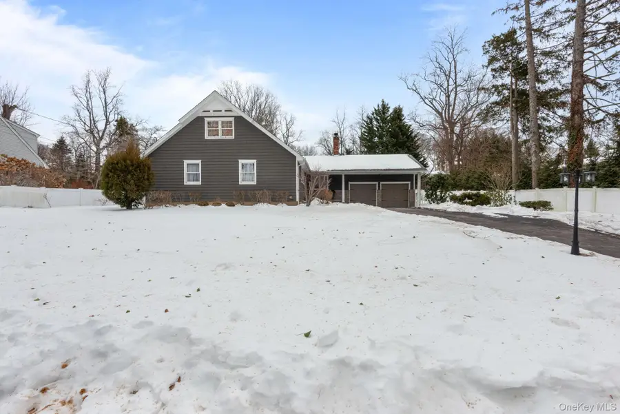 4 Abbington Place, Northport, NY 11768 - #3