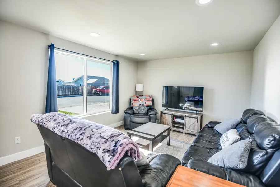 528 W 300 N, Milford, UT 84751 - Image #2