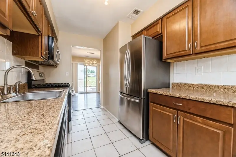 7 Sloop Square, Howell, NJ 07728 - #3
