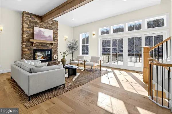 159 Byram Ln, STOCKTON, NJ 08559