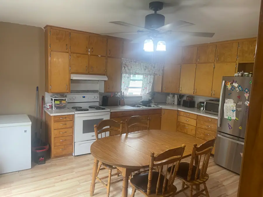 1014 DIVISION STREET, Withee, WI 54498 - #2