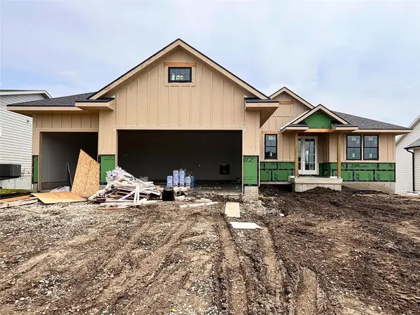 18048 Tanglewood Drive, Clive, IA 50325