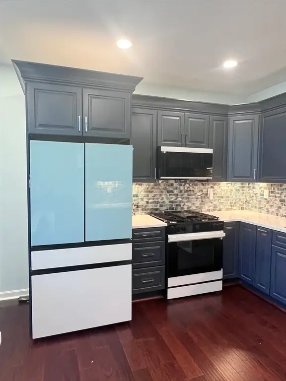 202 Broadway #33, Lawrence, MA 01841 - #3