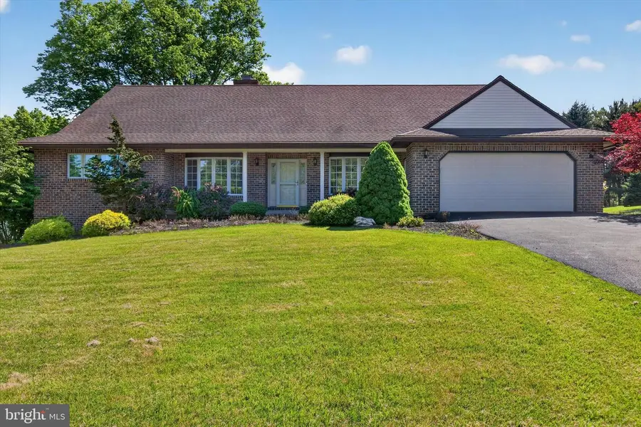 112 Bramblewood Ln, Lewisberry, PA 17339 - #2