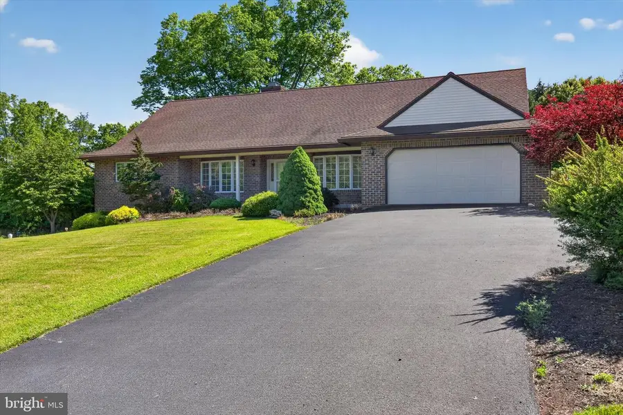 112 Bramblewood Ln, Lewisberry, PA 17339 - #3