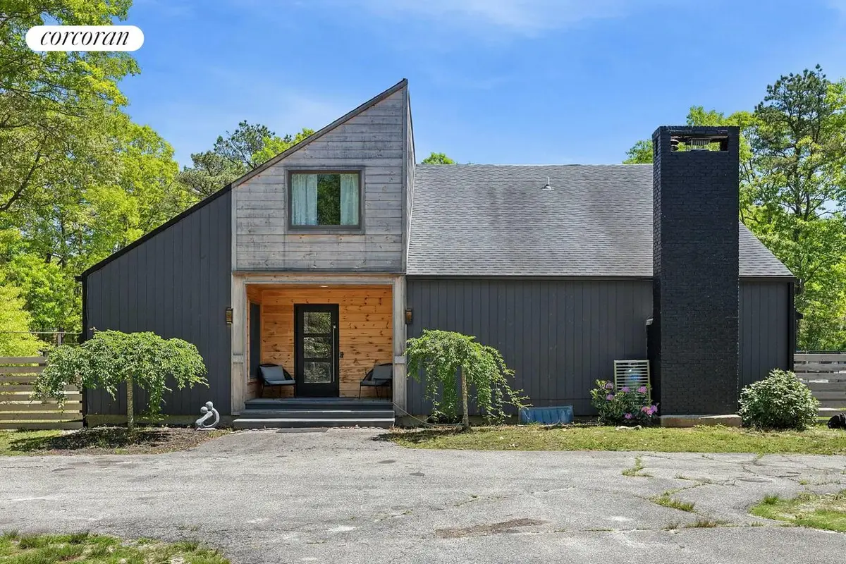 12 North Quarter Rd, Westhampton, NY 11977 - #1
