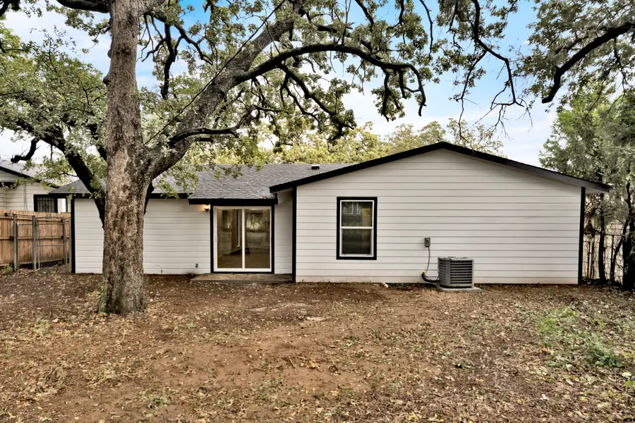 5616 Maceo Lane, Fort Worth, TX 76112 - Image #2