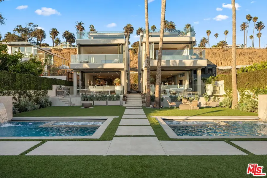 938 Palisades Beach Road, Santa Monica, CA 90403 - Image #3