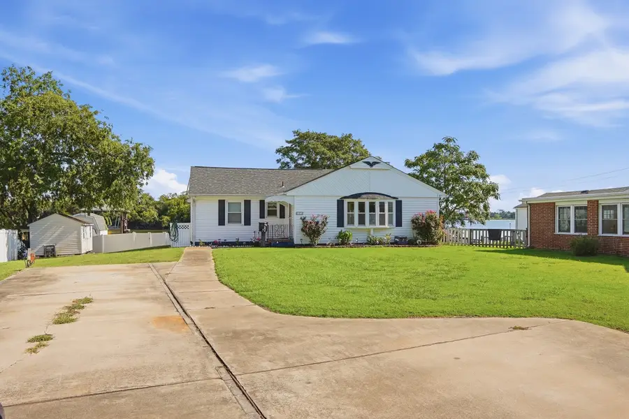 1 Idlewood Avenue, Portsmouth, VA 23704 - #3