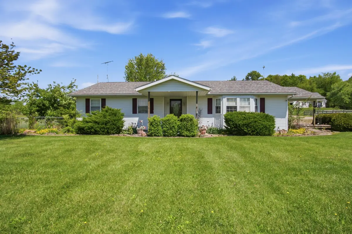 2760 Flint Ridge Road, Hopewell, OH 43746 - #1