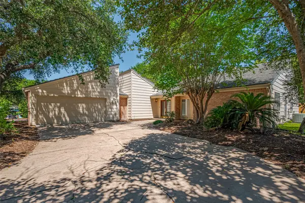 11622 Cherryknoll Drive, Houston, TX 77077