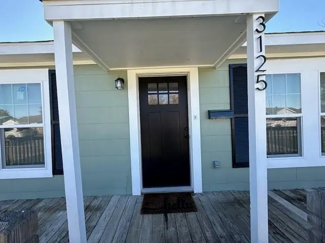 3125 South Drive, Groves, TX 77619 - Image #3