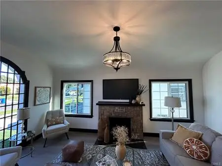 1636 W 70th, Los Angeles, CA 90047 - Image #3