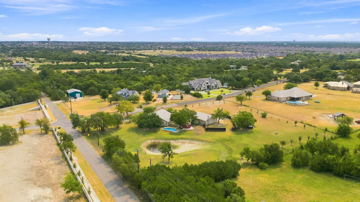 102 Valley View Dr E, Leander, TX 78641 - #1