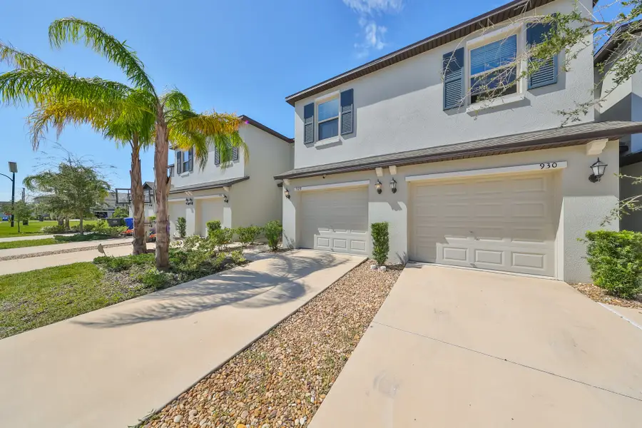 928 Royal Empress Drive, Ruskin, FL 33570 - #3