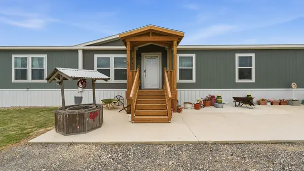 1576 Settlers Way, Seguin, TX 78155