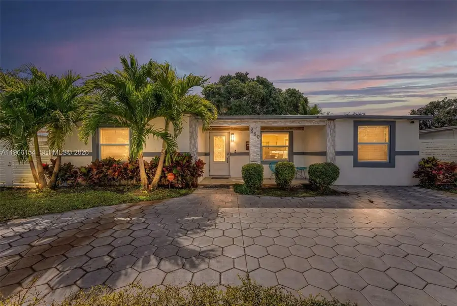 860 NE 142nd St, North Miami, FL 33161 - #2