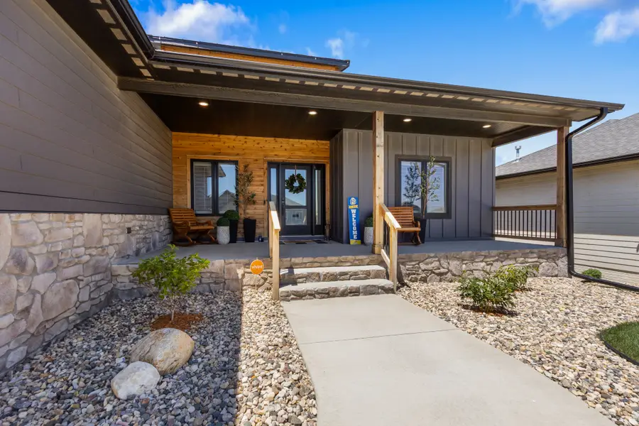 4100 N Interlachen Trl, Sioux Falls, SD 57107 - #2