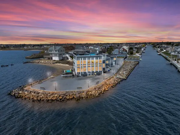 505 East Drive, Copiague, NY 11726