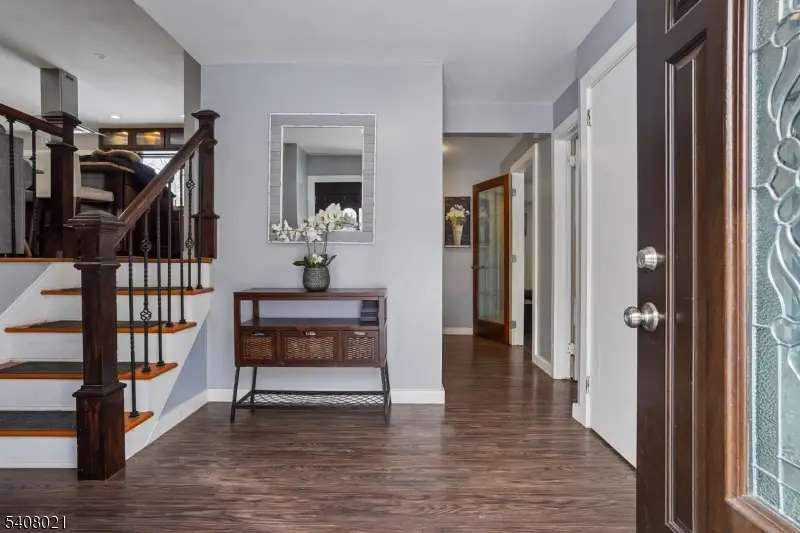 6 Connel Drive, West Orange, NJ 07052 - Image #3