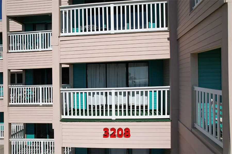 3938 Surfside Boulevard #3208, Corpus Christi, TX 78402 - Image #2