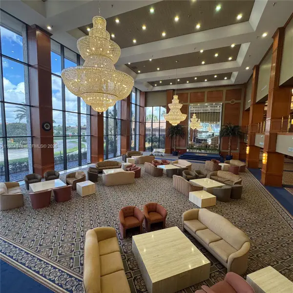 701 SW 142nd Ave #113S, Pembroke Pines, FL 33027