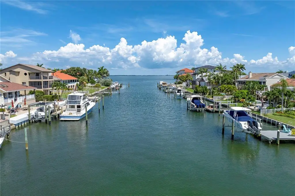 139 9th Street E, Tierra Verde, FL 33715 - Image #1