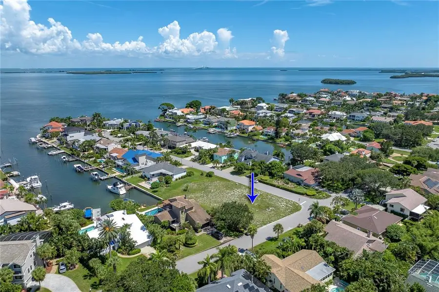 139 9th Street E, Tierra Verde, FL 33715 - Image #3