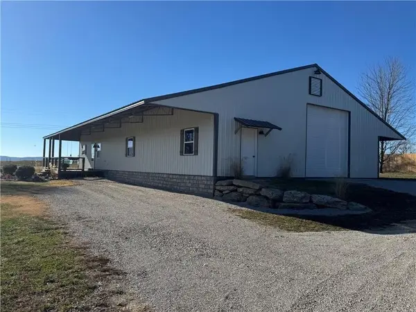 1217 Ruth Street, Berryville, AR 72616