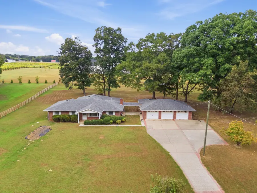 80 Hilldale Church Rd, Fayetteville, TN 37334 - #2