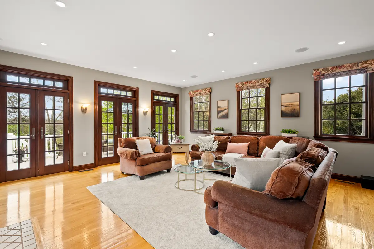 147 Charlton Street, Arlington, MA 02174 - #1