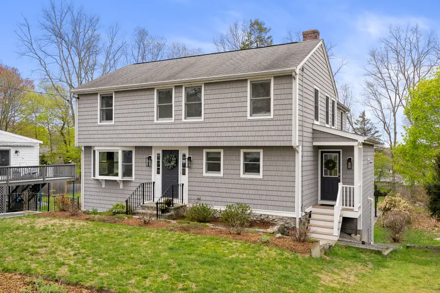 147 Charlton Street, Arlington, MA 02174 - #3