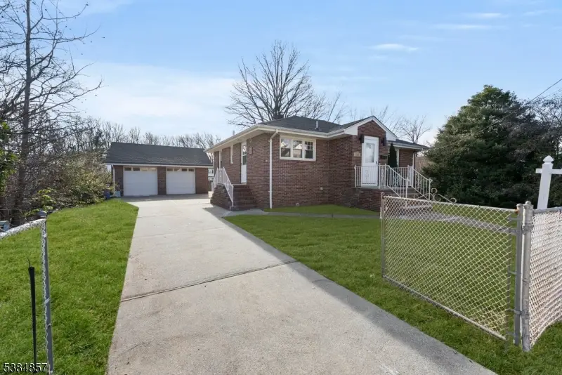 -147 Wedgewood Avenue, Woodbridge, NJ 07095 - #2