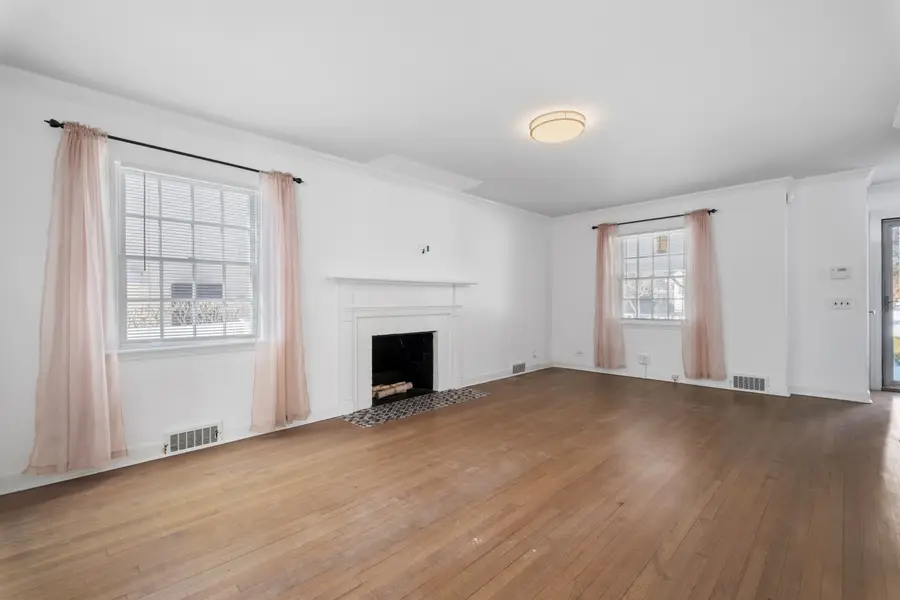 66 Middle Road, Eastchester, NY 10709 - #3