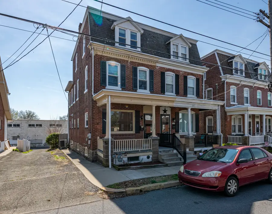 132 S Franklin St, Boyertown, PA 19512 - #2