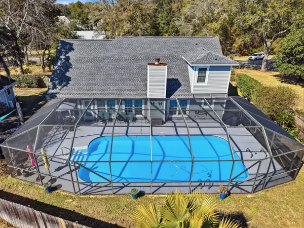 395 Jasmine Avenue, Valparaiso, FL 32580