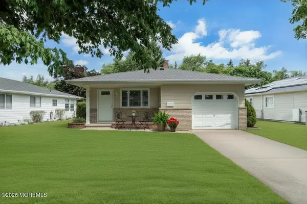 106 Fort De France Avenue, Toms River, NJ 08757