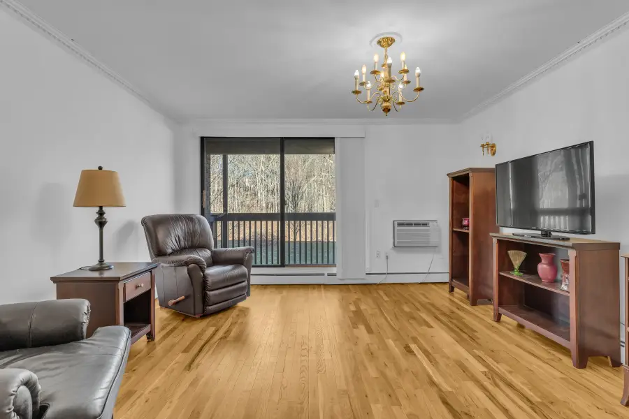 2113 Cromwell Hills Drive #2113, Cromwell, CT 06416 - Image #3