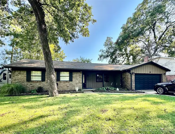 8712 E 126th Street S, Bixby, OK 74008