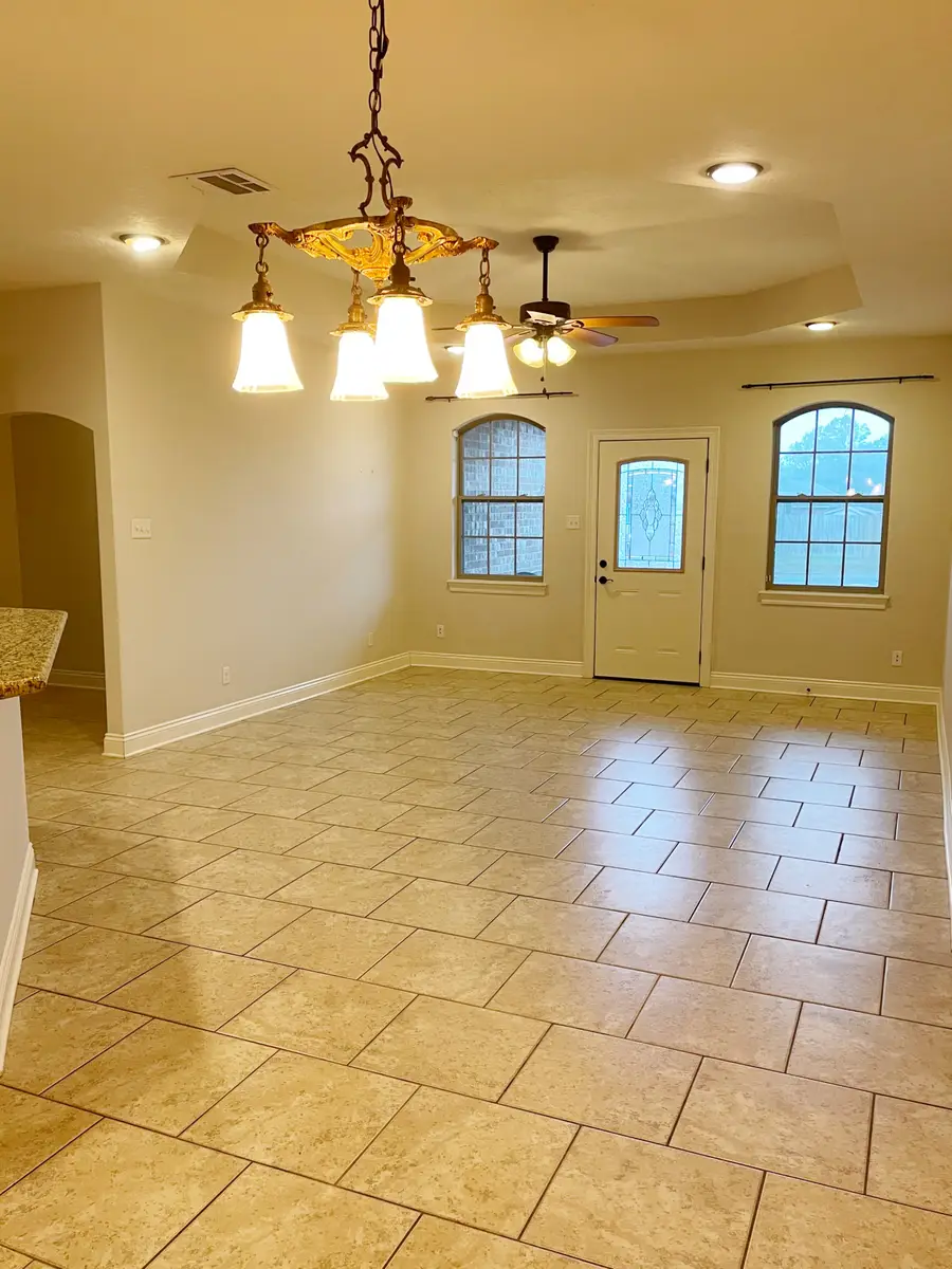 119 Barbara Dr, Deridder, LA 70634 - #2