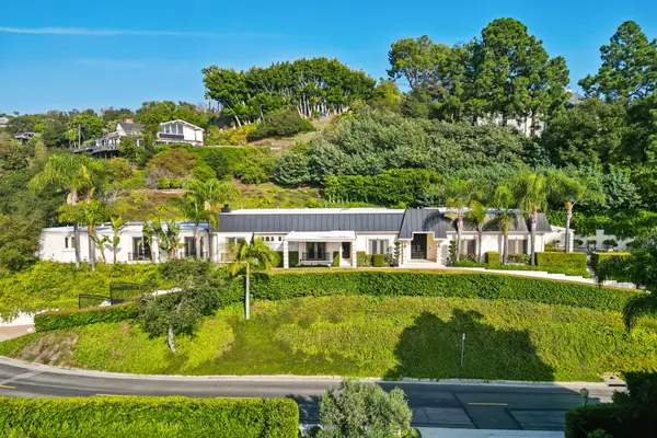 10825 Chalon Road, Los Angeles, CA 90077