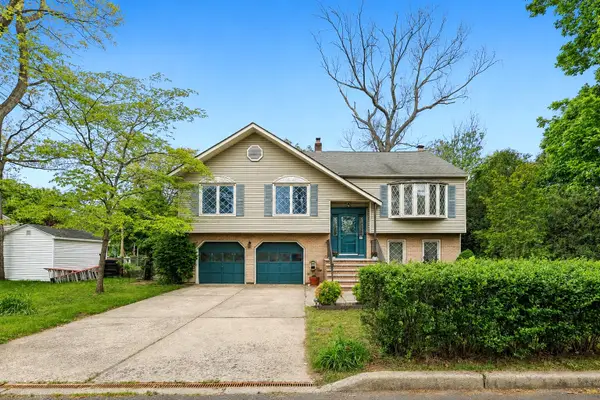 -61 Sunset Avenue, Old Bridge, NJ 08857
